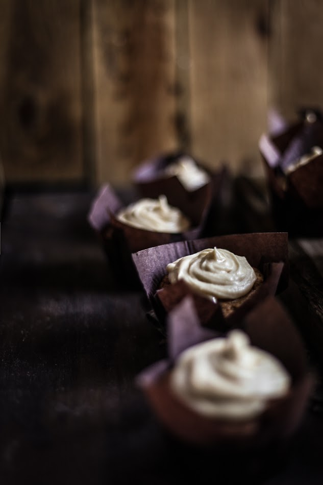 Banana Chocolate Chip Cupcakes With Peanut Butter Buttercream