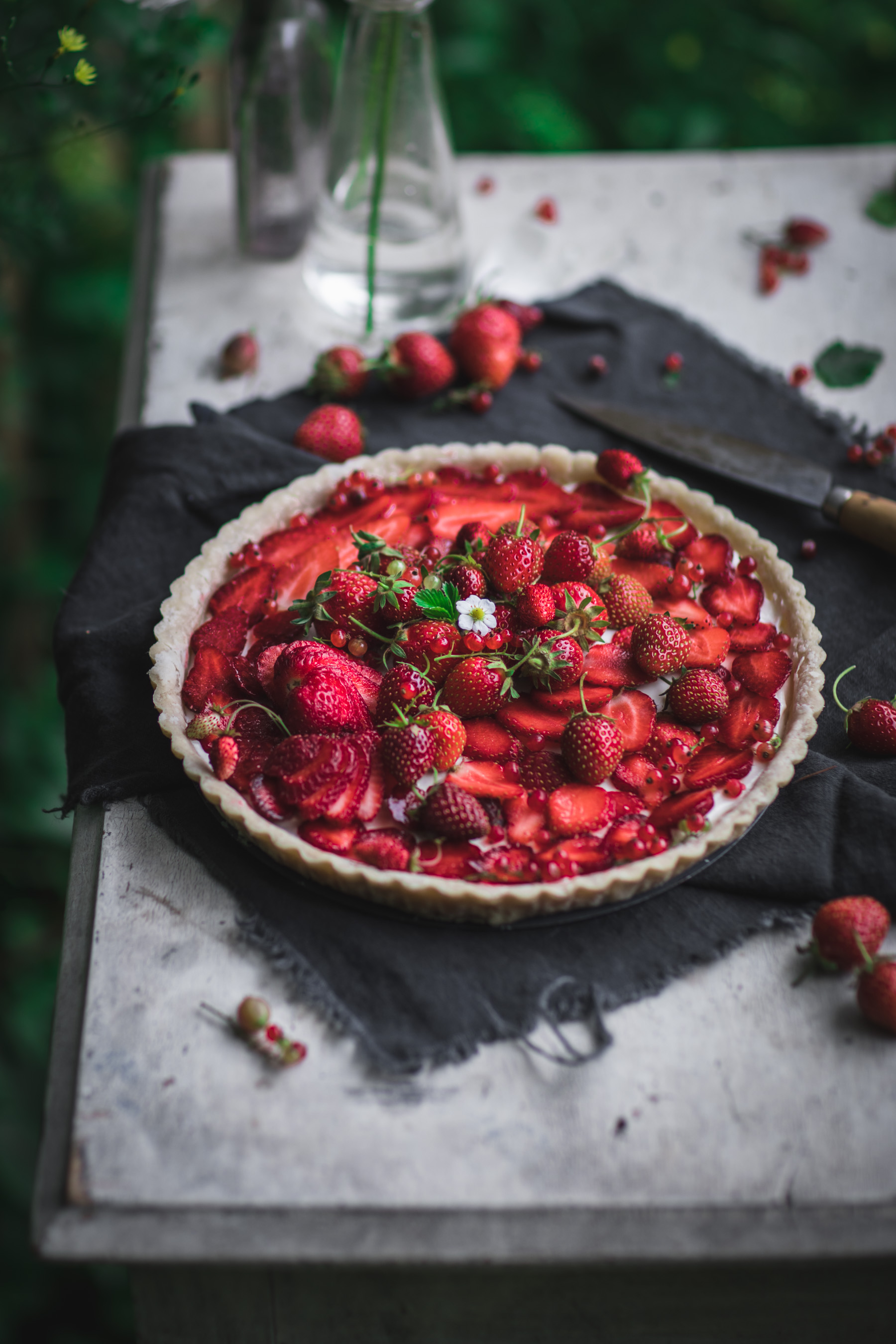 Strawberry Tart with Cream Cheese Filling
