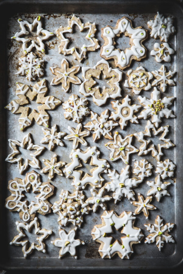 Lemon and Pistachio Shortbread Cookies