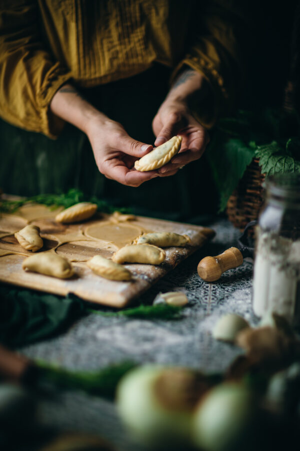 how to fold a pierogi