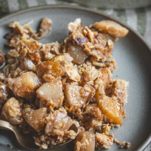 Pear Crisp with Almonds and Coconut